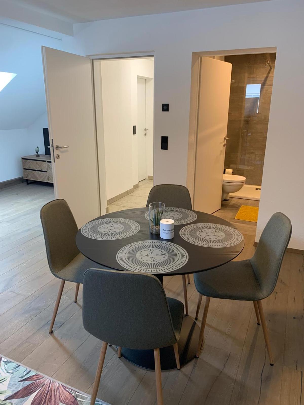 Idyllische Suite In Zentrumsnaehe Mit Parkplatz Top 2 格蒙登 外观 照片